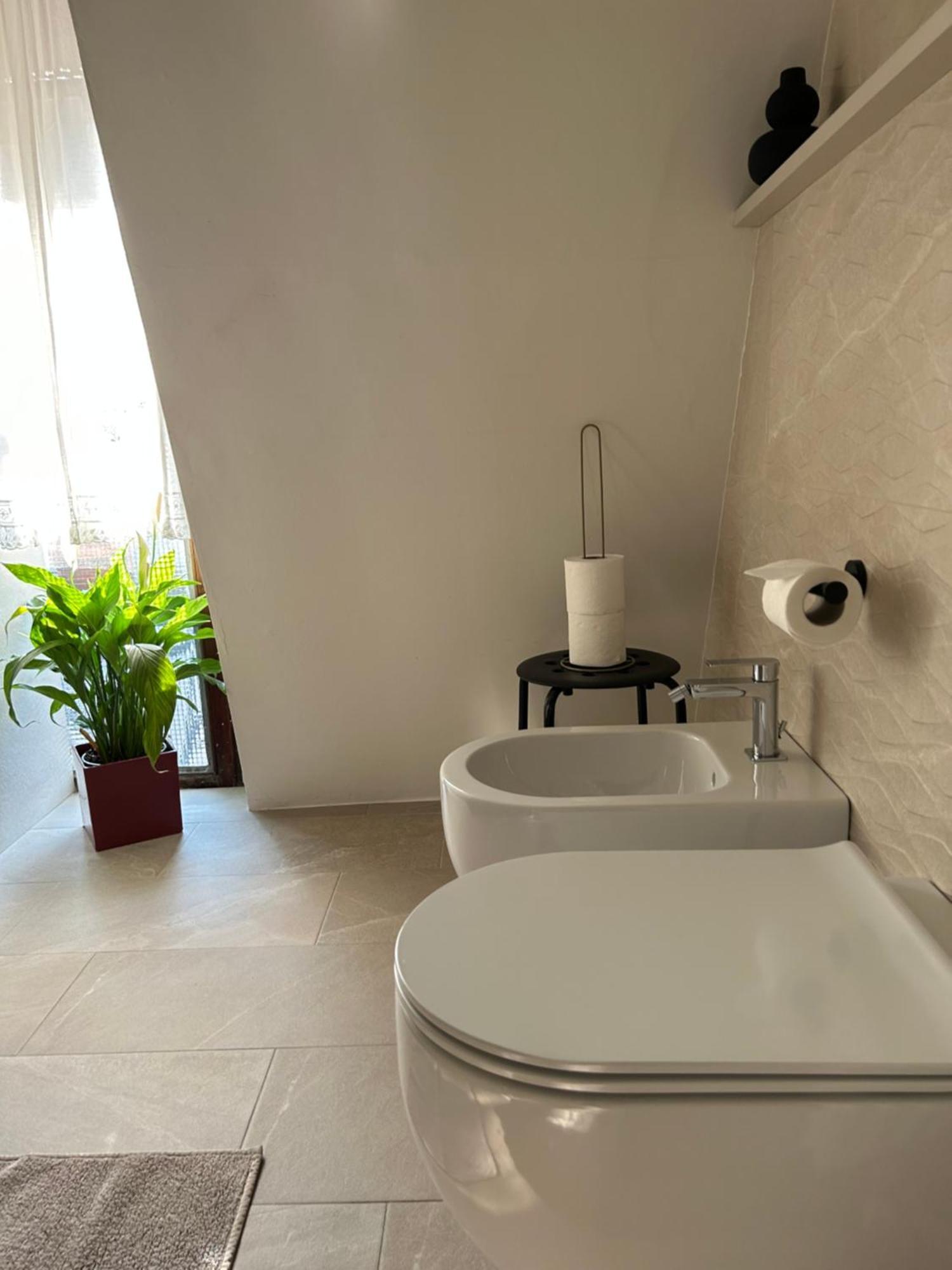 Easy Isola, For An Easy Stay Milán Exterior foto