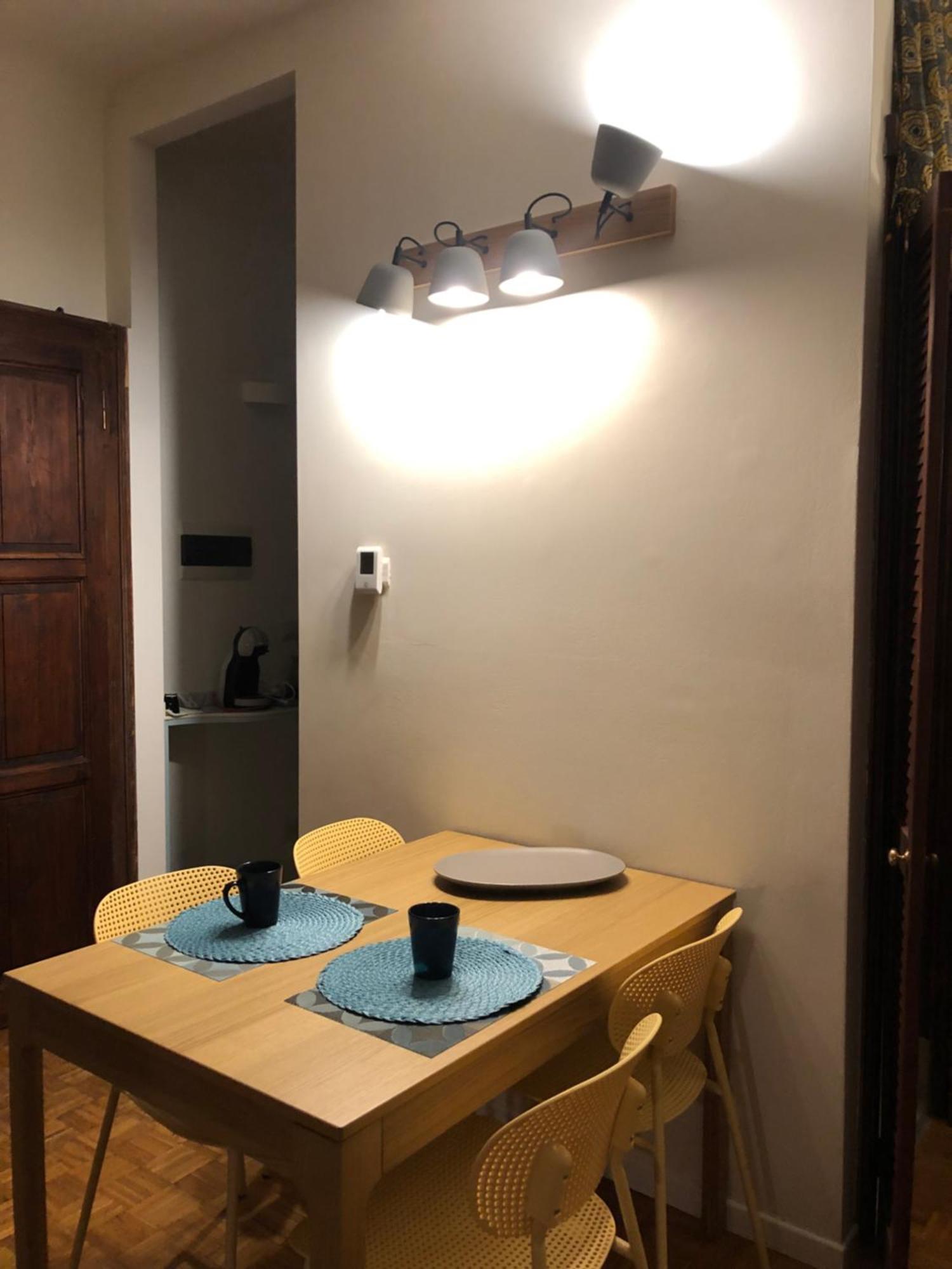 Easy Isola, For An Easy Stay Milán Exterior foto