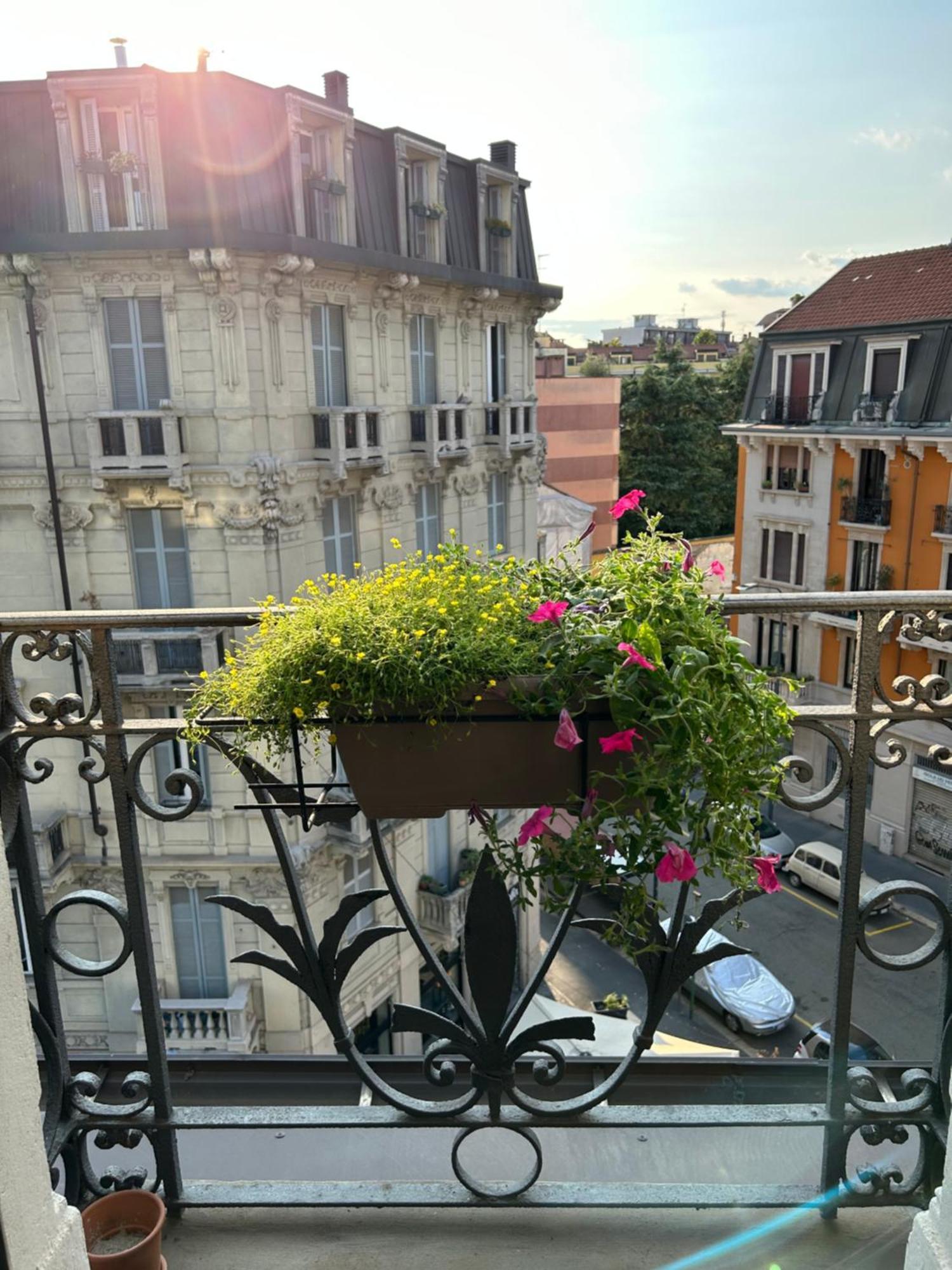 Easy Isola, For An Easy Stay Milán Exterior foto